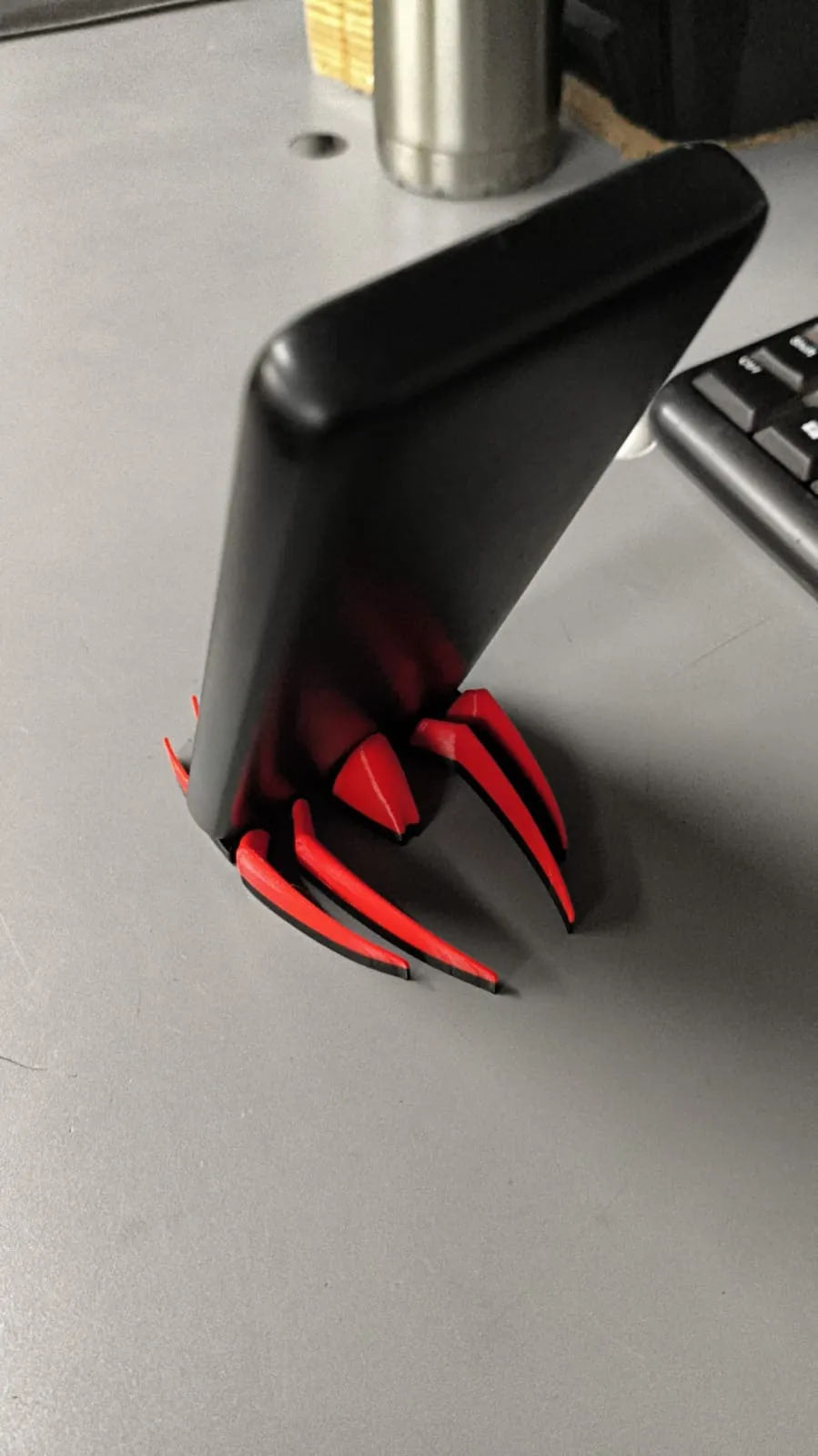 Geometric Spider Desktop Mobile Phone Stand (Dual-Tone Matte Edition)